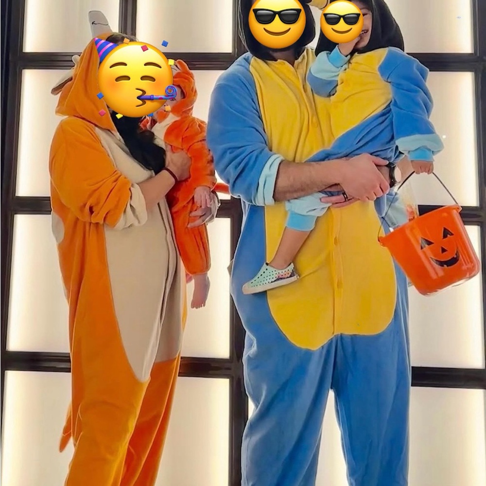 Bluey Family Costume Set – Like New!